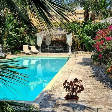Willa Gli Archi With Pool -